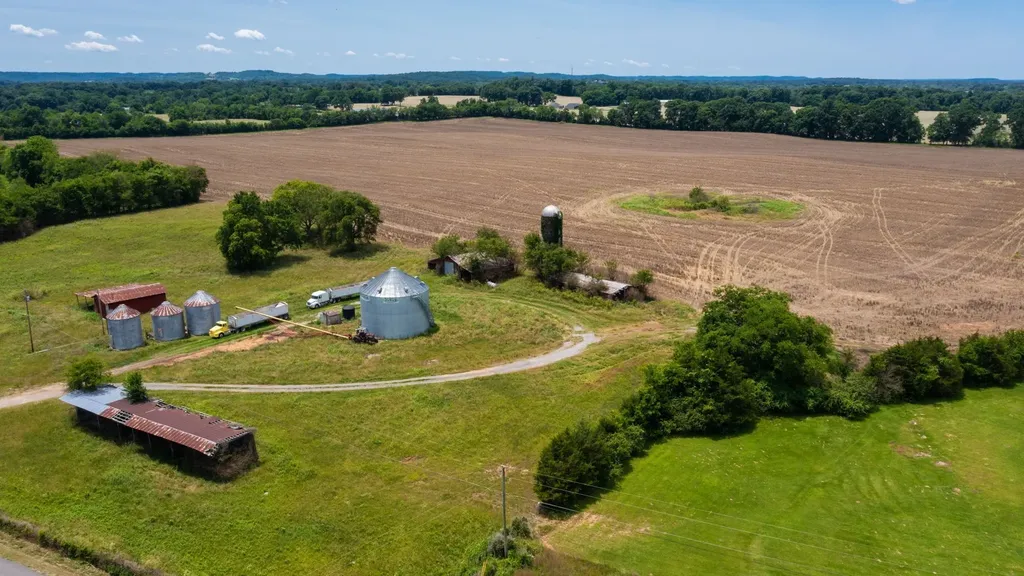 332 Coble Road Shelbyville TN 37160