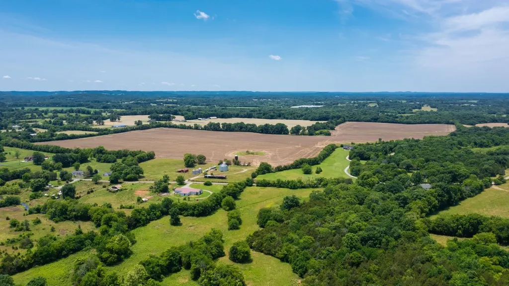 332 Coble Road Shelbyville TN 37160