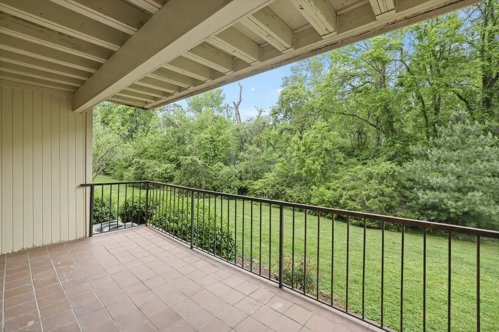 4487 Post Place Nashville TN 37205