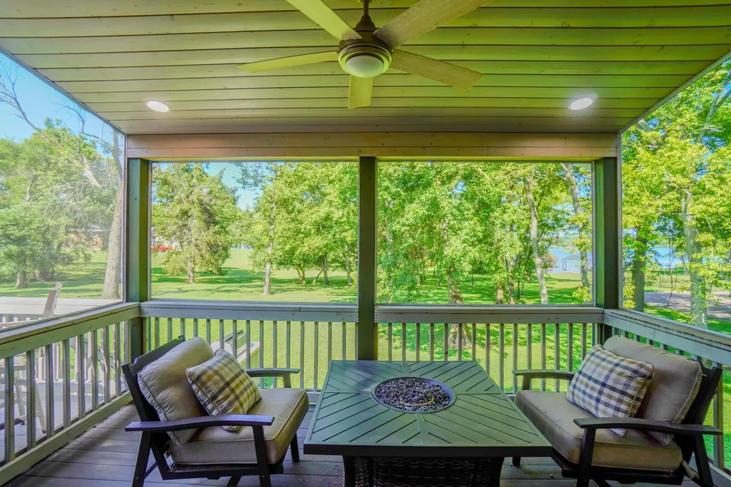 242 Lake Terrace Drive Hendersonville TN 37075