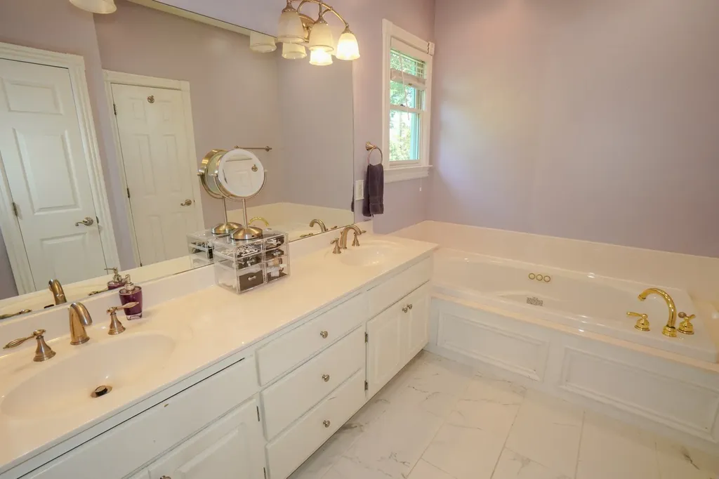 242 Lake Terrace Drive Hendersonville TN 37075
