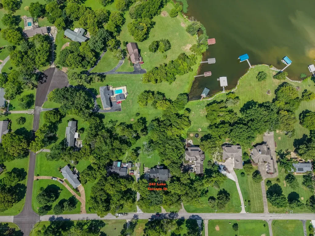 242 Lake Terrace Drive Hendersonville TN 37075