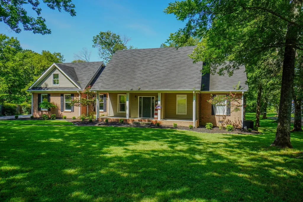 242 Lake Terrace Drive Hendersonville TN 37075