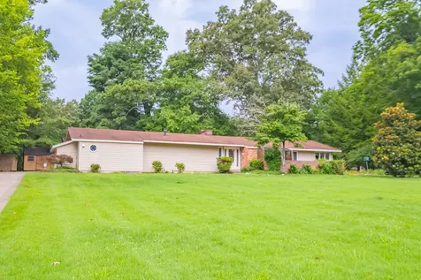 1915 Country Club Drive Tullahoma TN 37388