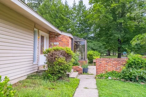 1915 Country Club Drive Tullahoma TN 37388