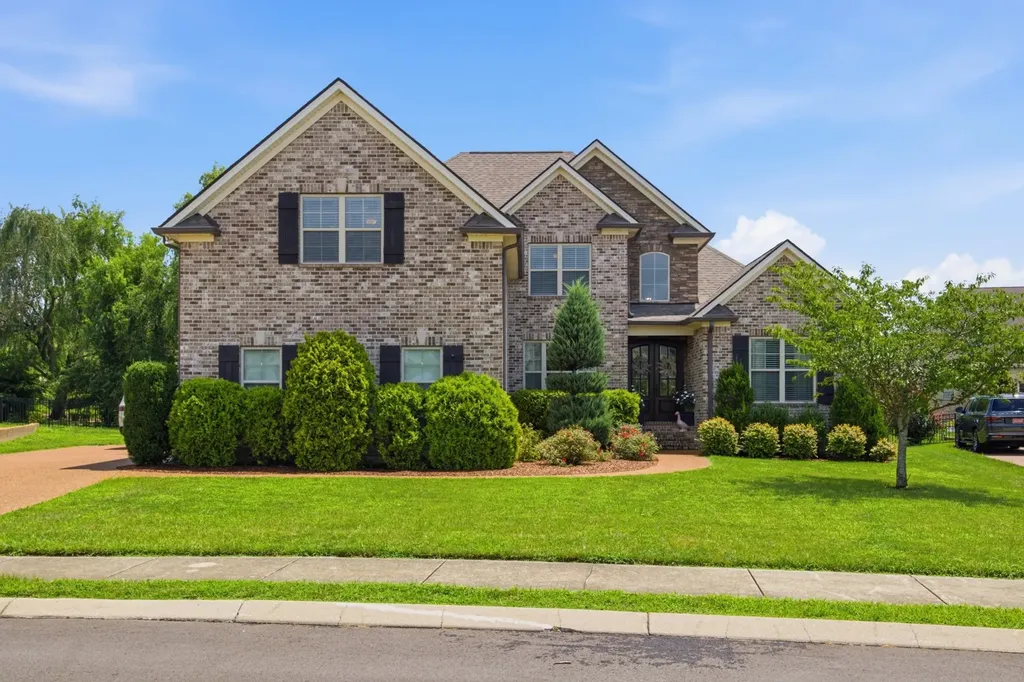 1919 Kittemer Lane Spring Hill TN 37174