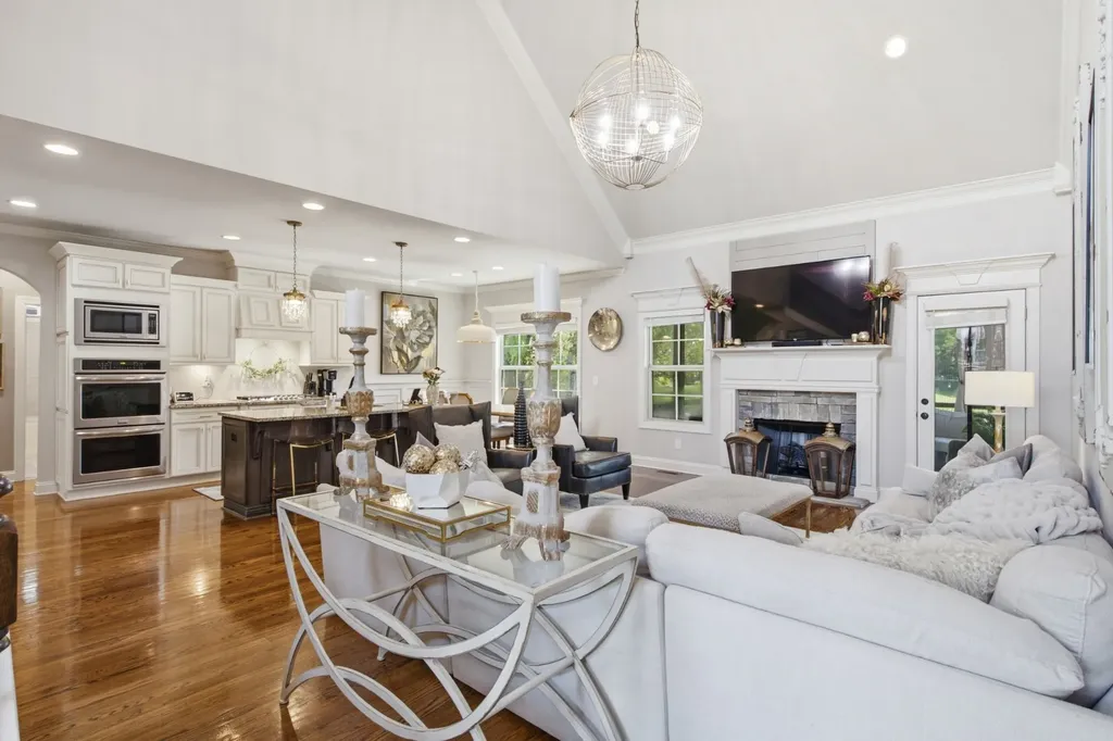 1919 Kittemer Lane Spring Hill TN 37174