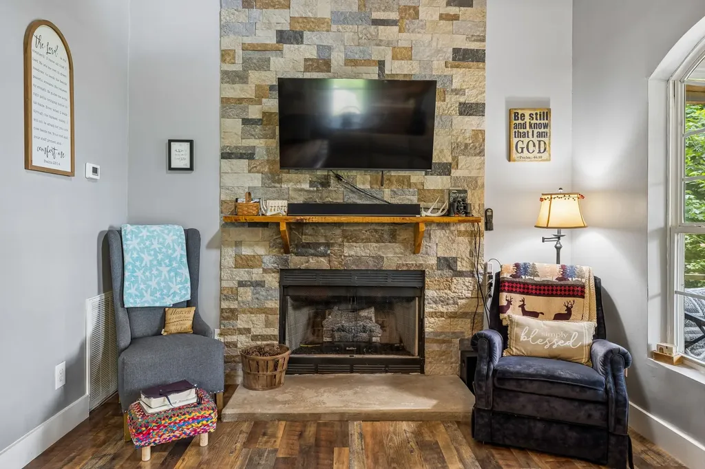225 Grishom Lane Granville TN 38564