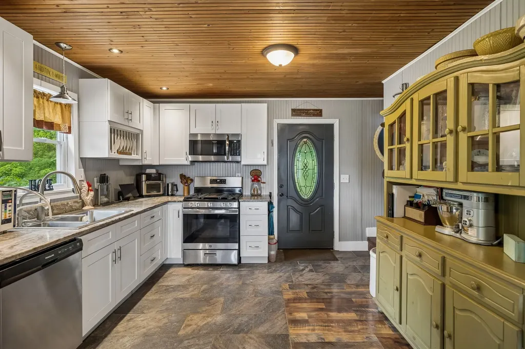 225 Grishom Lane Granville TN 38564