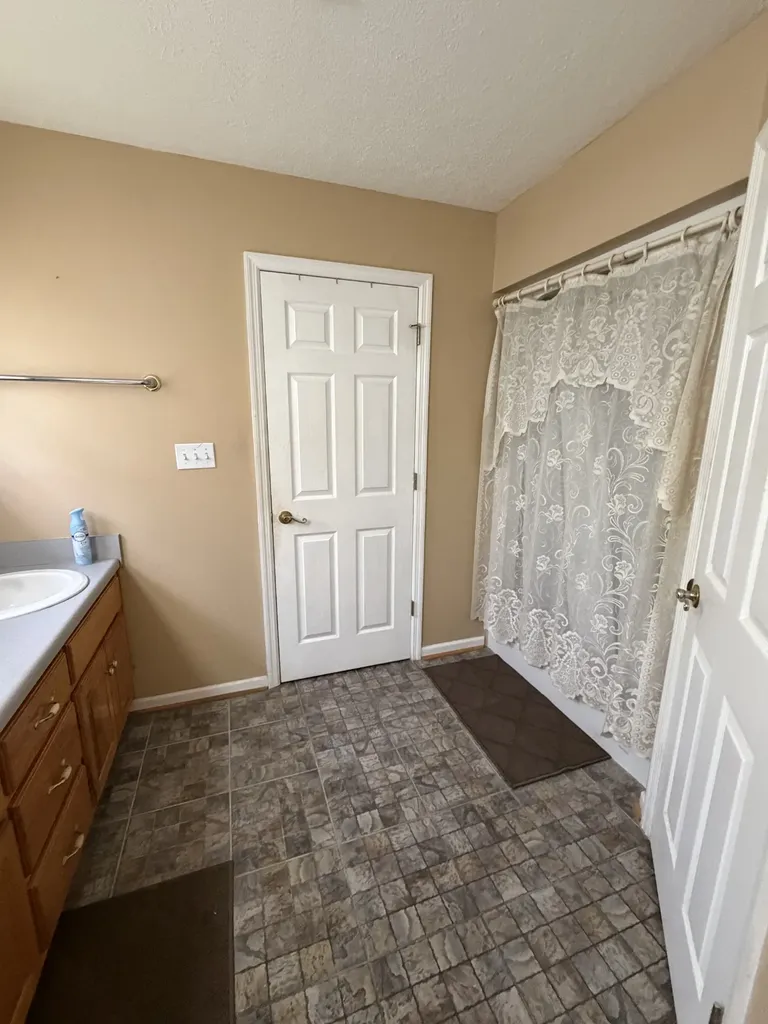 216 Jones Lane Mcminnville TN 37110