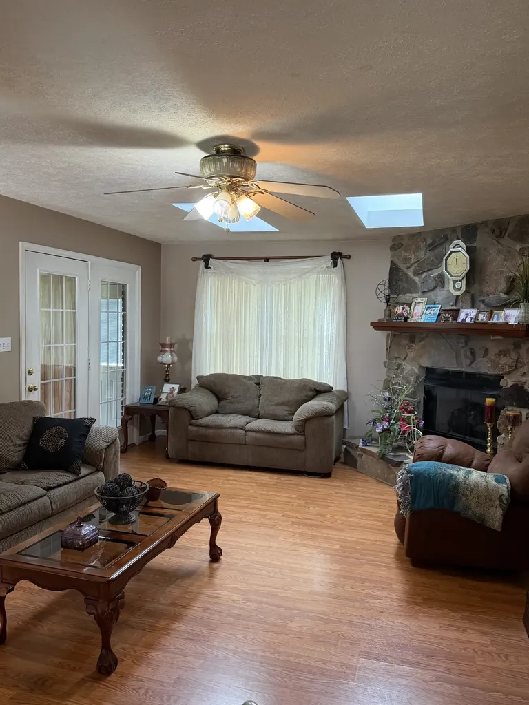 216 Jones Lane Mcminnville TN 37110