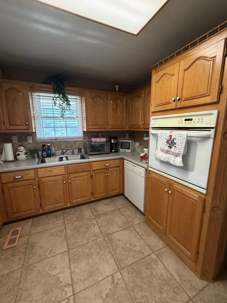 216 Jones Lane Mcminnville TN 37110