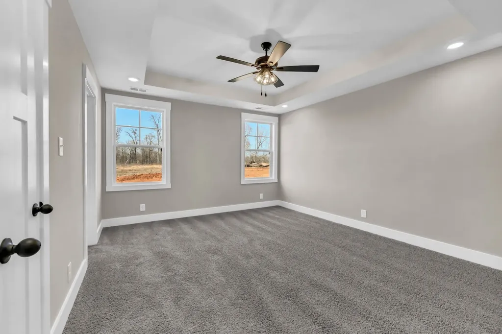 304 Cardinal Creek Clarksville TN 37040