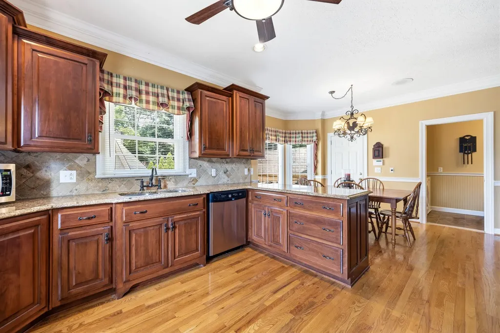 108 Inverness Court Hendersonville TN 37075