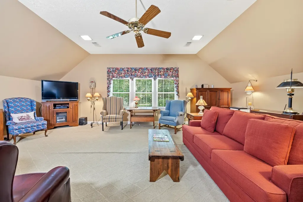 108 Inverness Court Hendersonville TN 37075