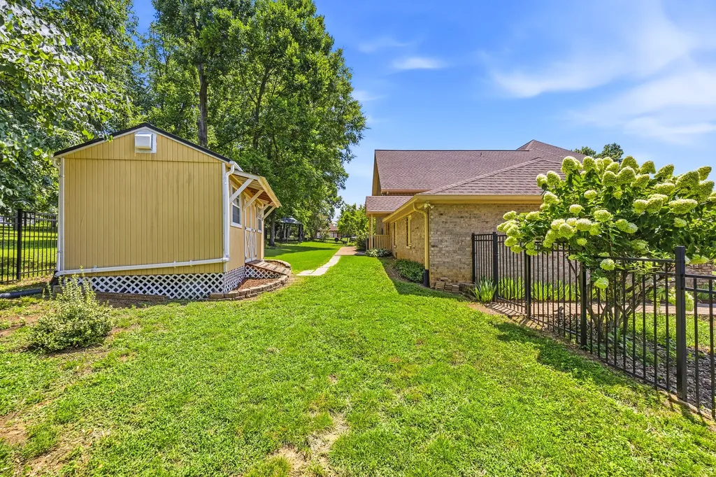 108 Inverness Court Hendersonville TN 37075