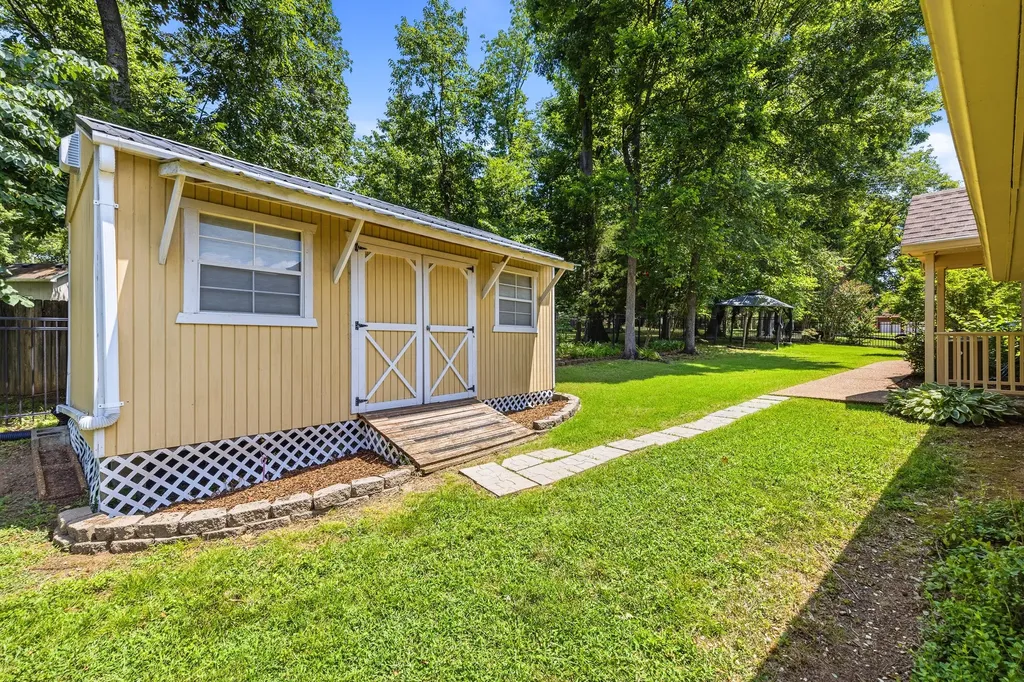 108 Inverness Court Hendersonville TN 37075
