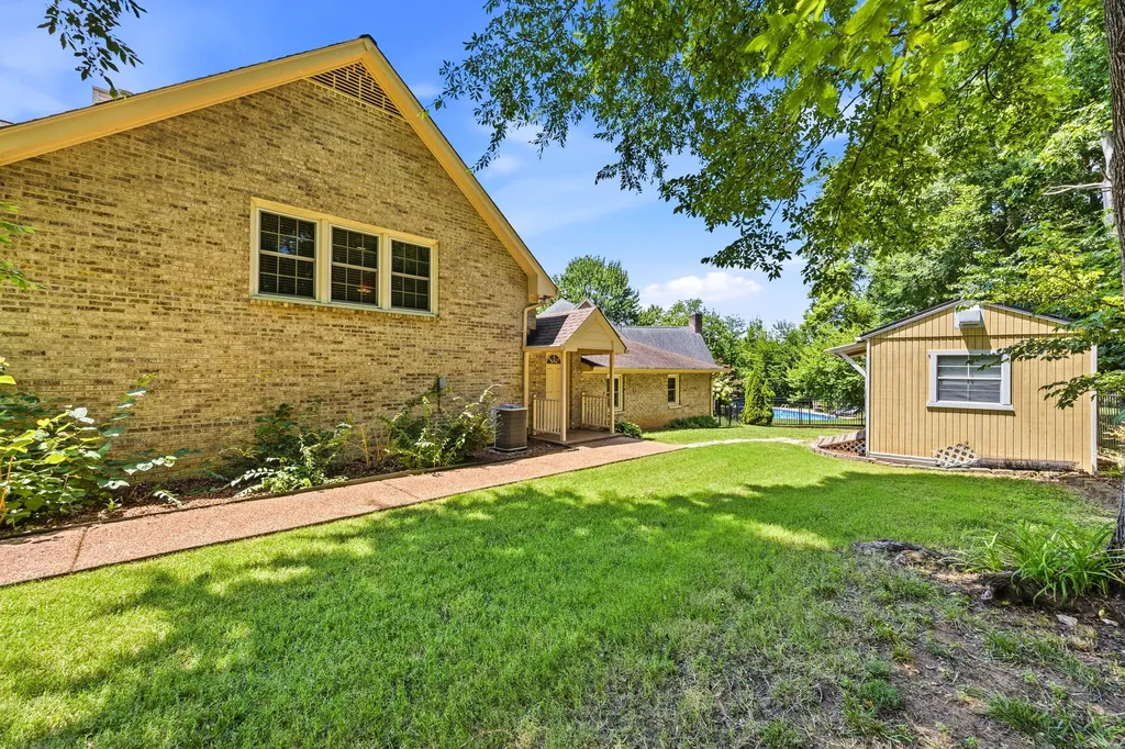 108 Inverness Court Hendersonville TN 37075