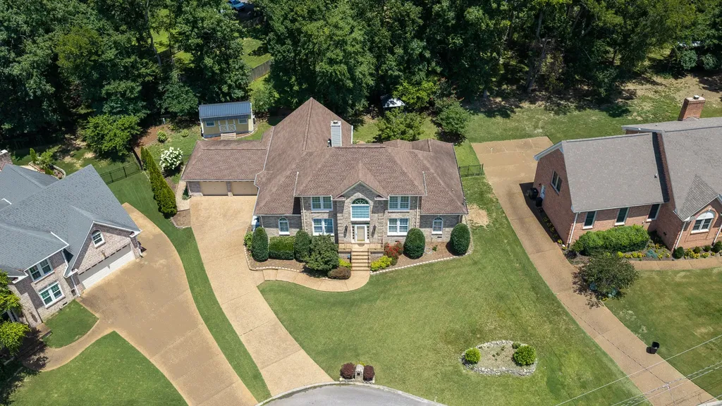 108 Inverness Court Hendersonville TN 37075
