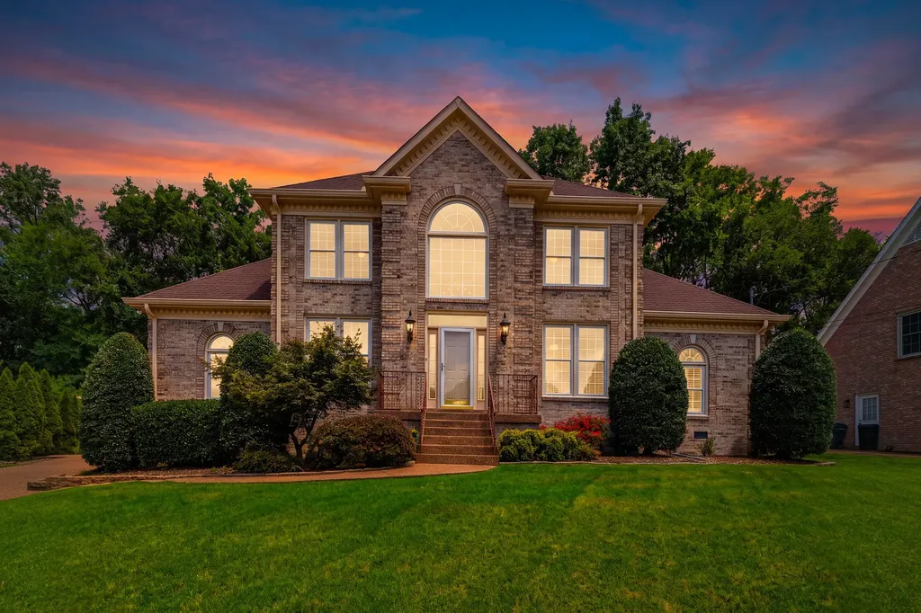 108 Inverness Court Hendersonville TN 37075