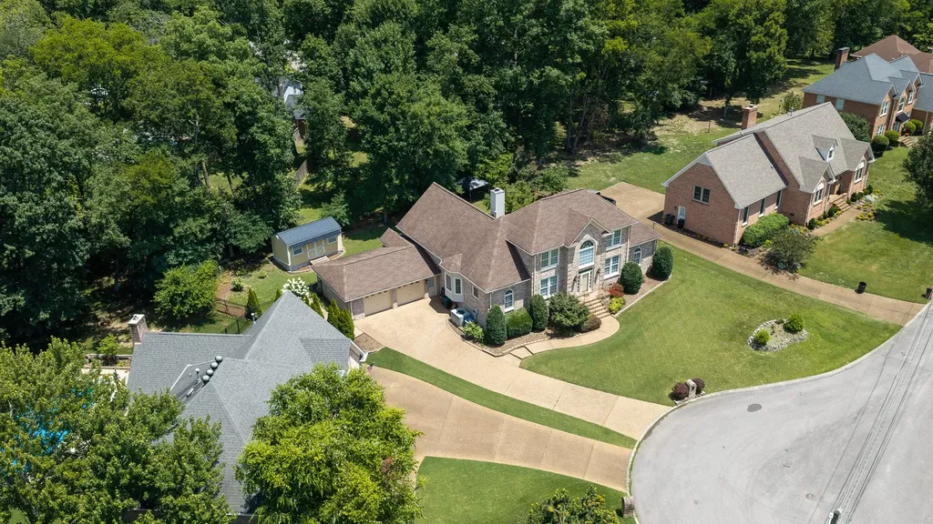 108 Inverness Court Hendersonville TN 37075