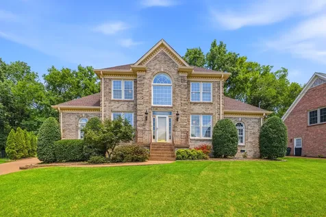 108 Inverness Court Hendersonville TN 37075