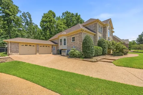 108 Inverness Court Hendersonville TN 37075