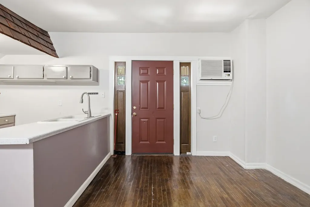 924 Kirkwood Avenue Nashville TN 37204