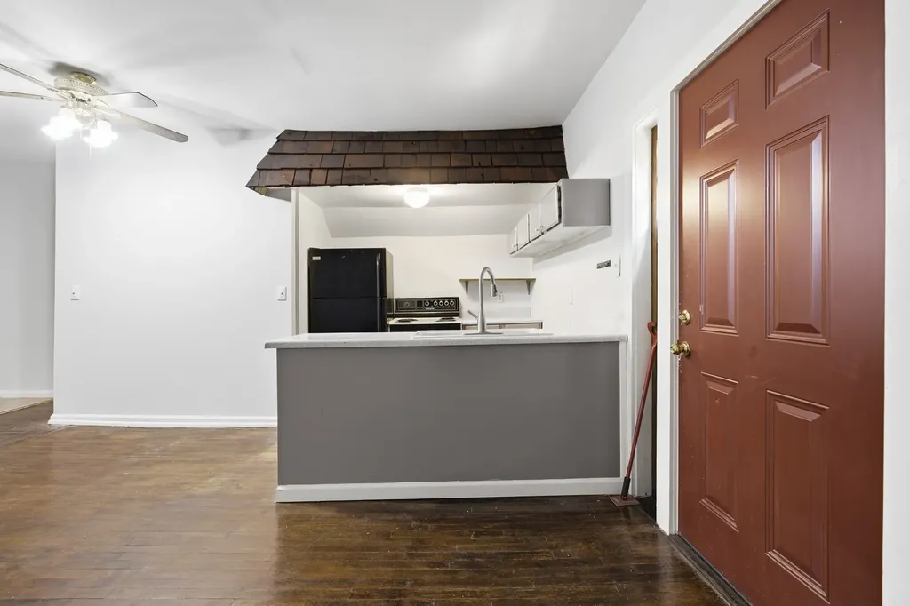 924 Kirkwood Avenue Nashville TN 37204