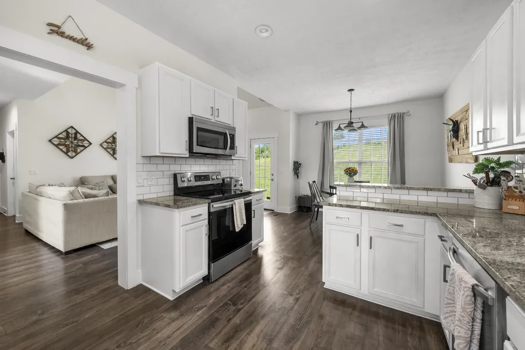 104 N Shadowhaven Way Hendersonville TN 37075