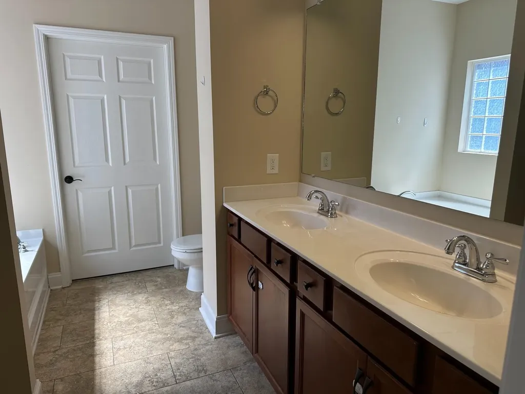 1445 Woodside Drive Lebanon TN 37087