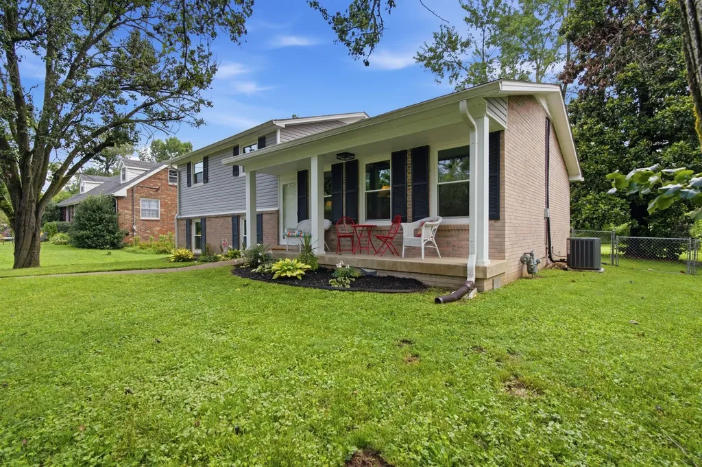 445 Harwell Drive Hermitage TN 37076