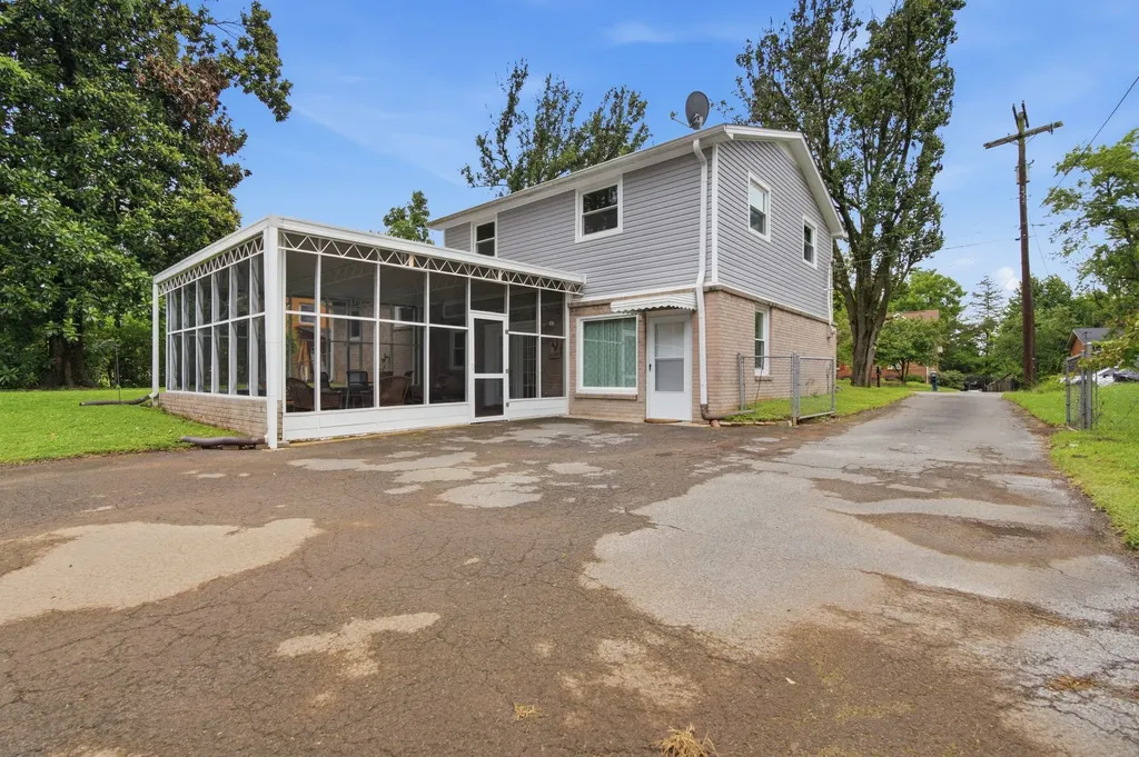 445 Harwell Drive Hermitage TN 37076