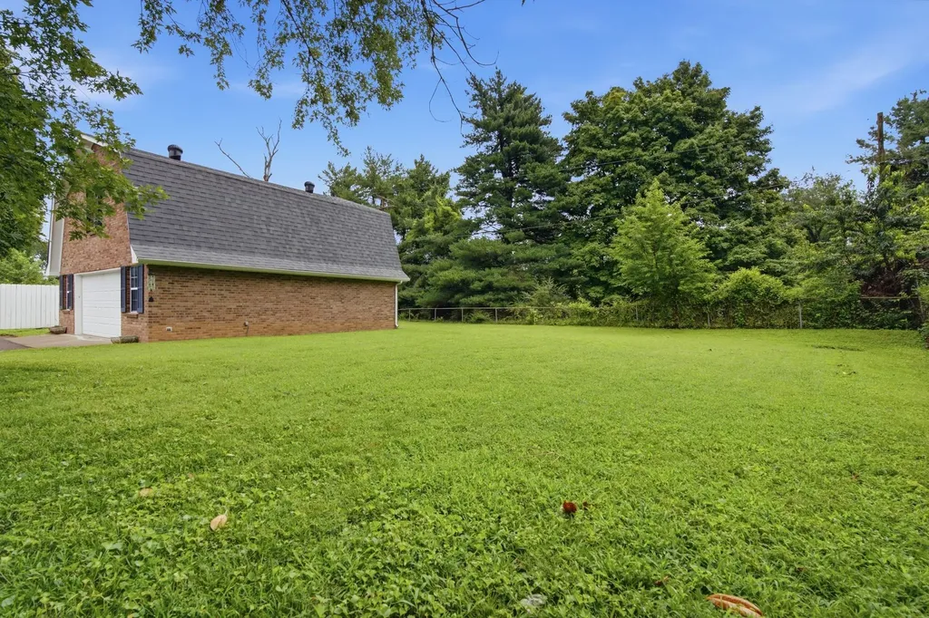 445 Harwell Drive Hermitage TN 37076