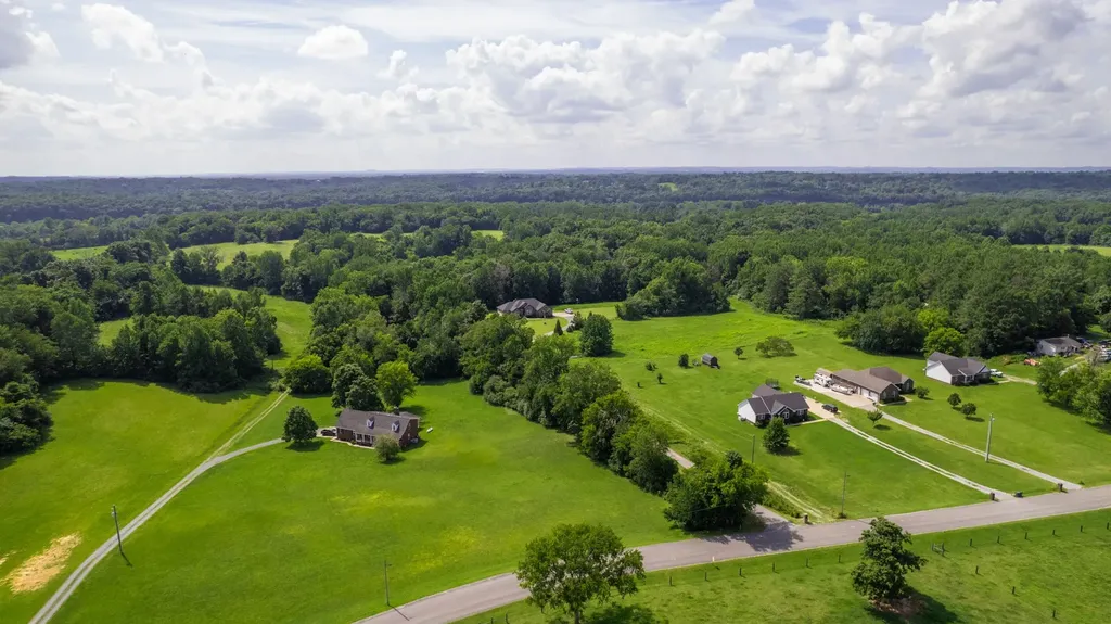 2780 Canoe Branch Road Lebanon TN 37087