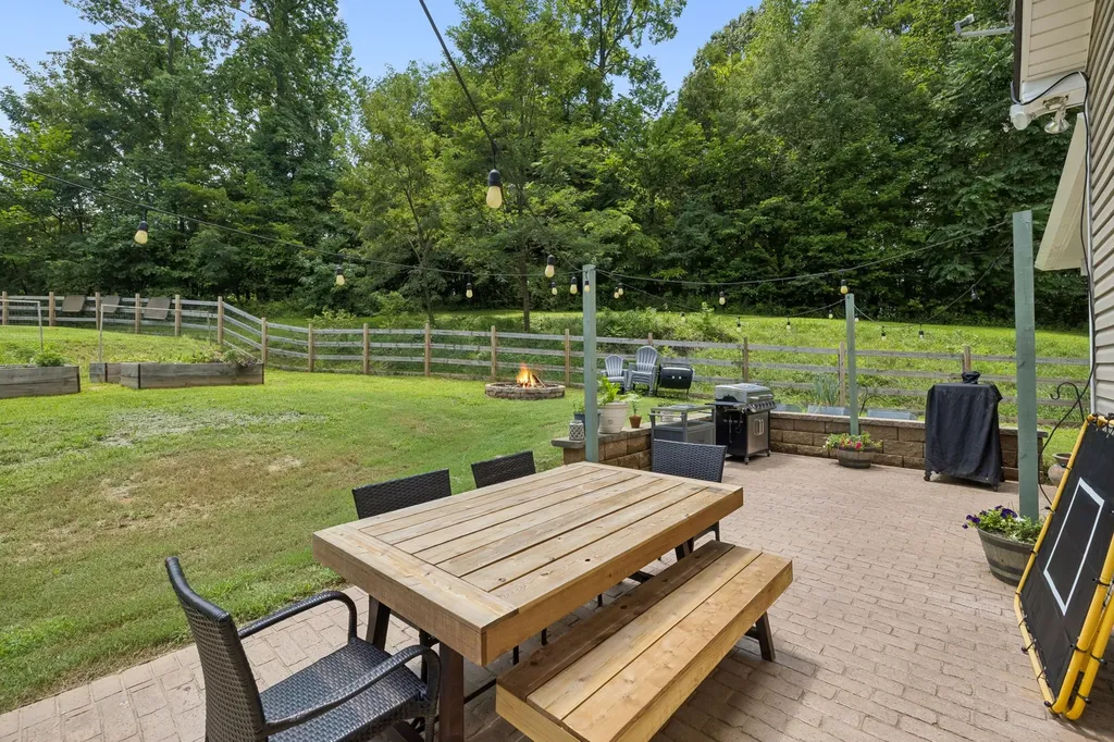 2060 Muddy Branch Road Clarksville TN 37043
