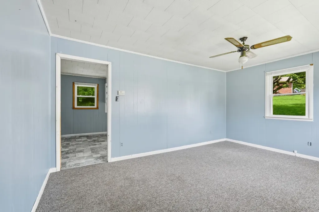 7 Thurman Drive Celina TN 38551