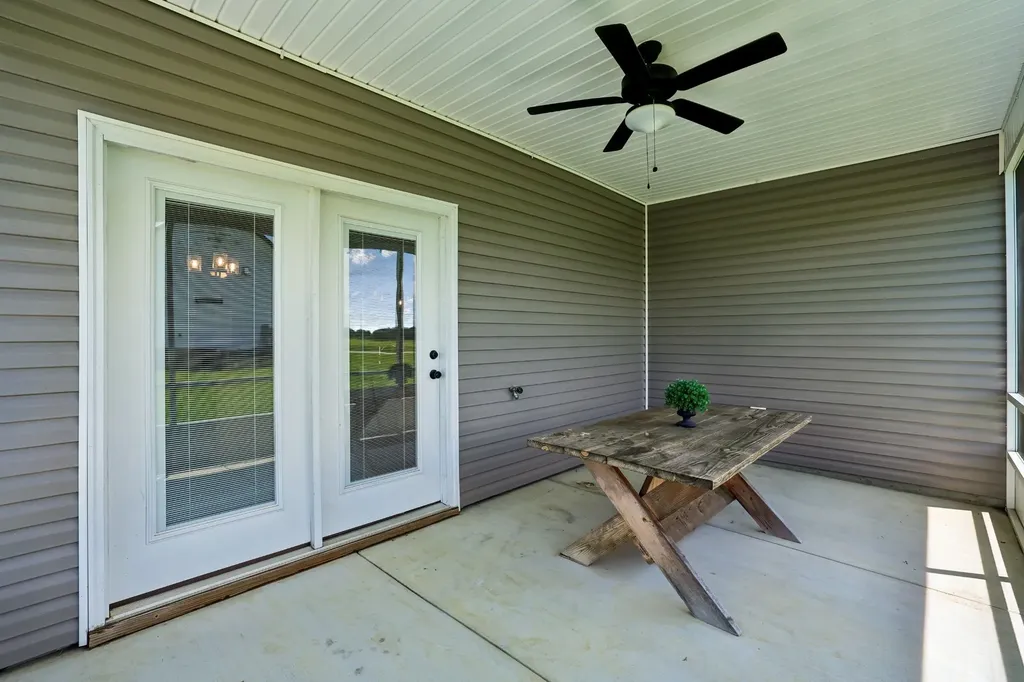 731 N Main Street Morrison TN 37357