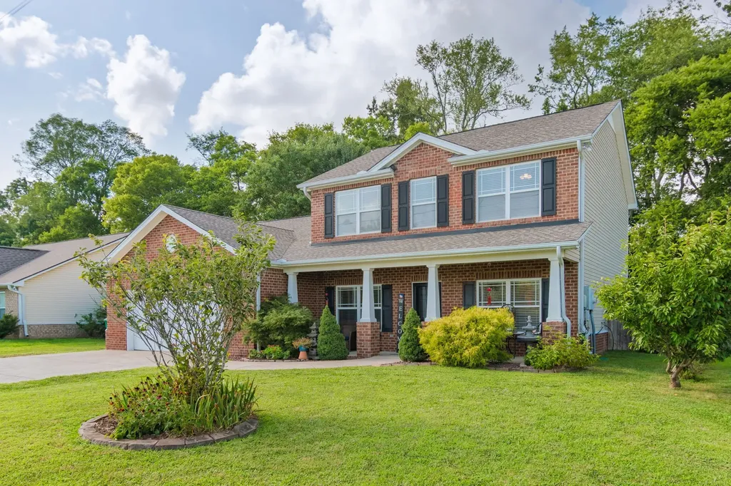 2030 Sparrow Street Spring Hill TN 37174