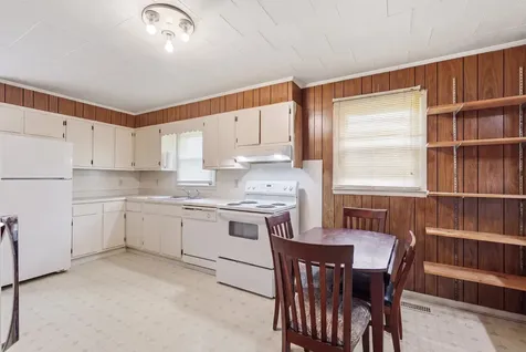 8 Thurman Drive Celina TN 38551