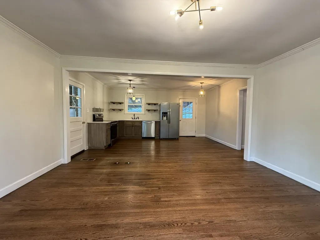 2896 Lyncrest Drive Nashville TN 37214
