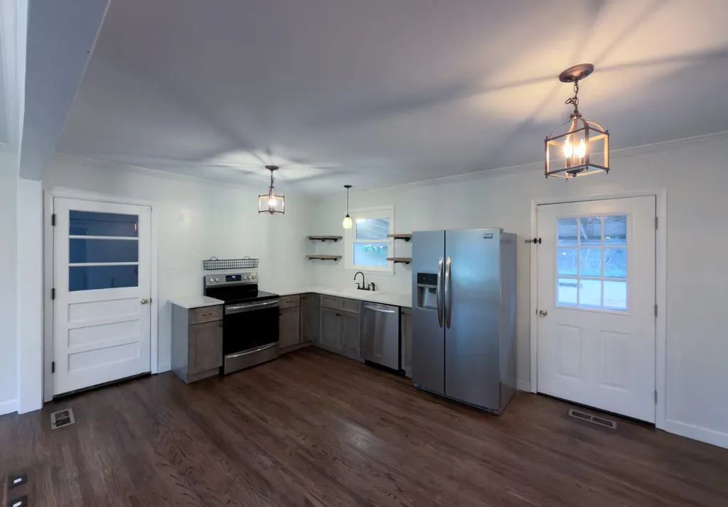 2896 Lyncrest Drive Nashville TN 37214