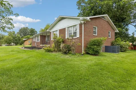950 Fairlane Drive Lewisburg TN 37091