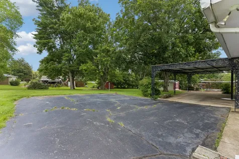 950 Fairlane Drive Lewisburg TN 37091