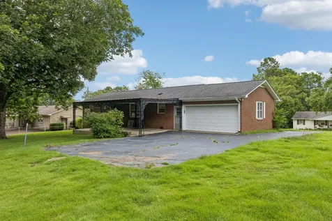 950 Fairlane Drive Lewisburg TN 37091