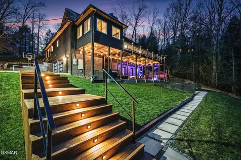 2210 Woodcock Trail Sevierville TN 37876