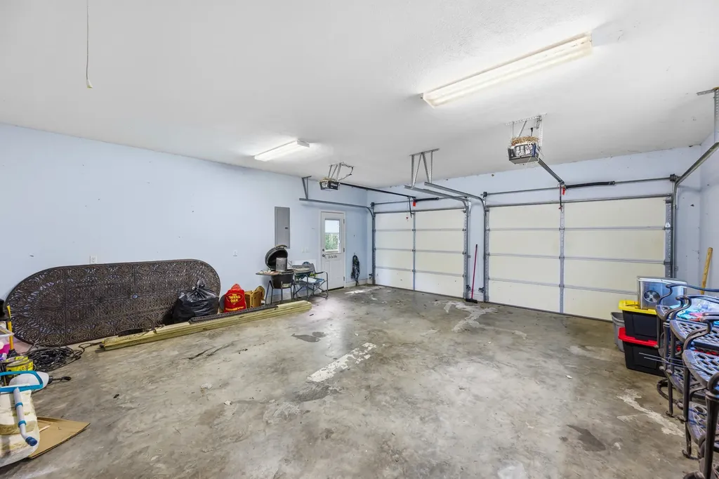247 Featherfoot Parkway Loop Parsons TN 38363