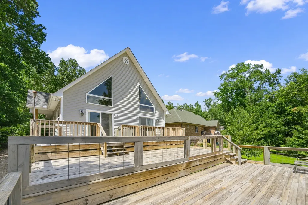 247 Featherfoot Parkway Loop Parsons TN 38363