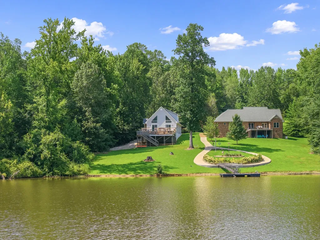 247 Featherfoot Parkway Loop Parsons TN 38363