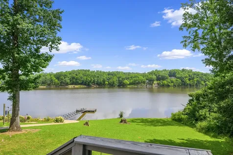 247 Featherfoot Parkway Loop Parsons TN 38363